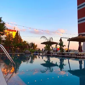 olivias-hill-durres.albaniahotels.org/