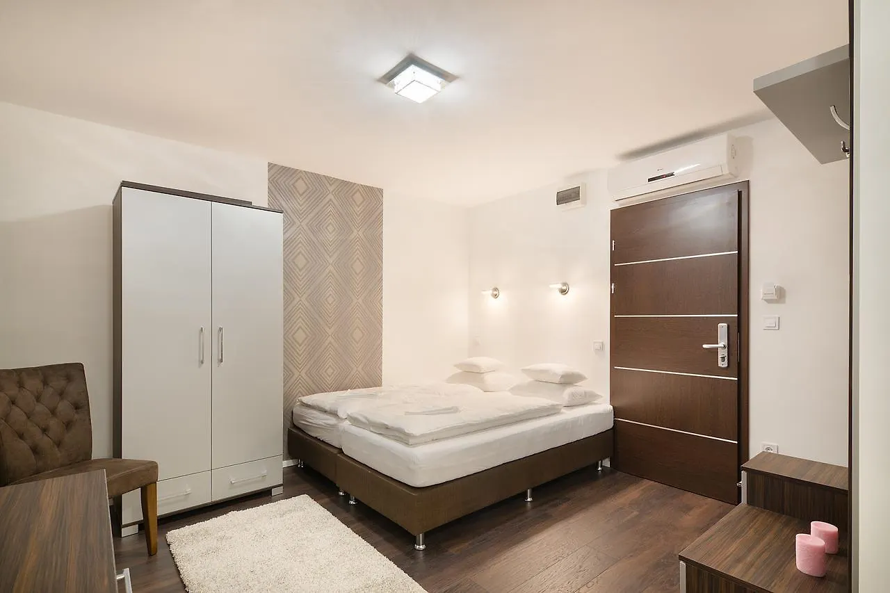 بودابست Paulay Downtown Apartments